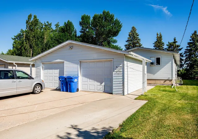1st image of 3119 3121 10th Ave N, Fargo, ND 58102 | MLS# 7108950