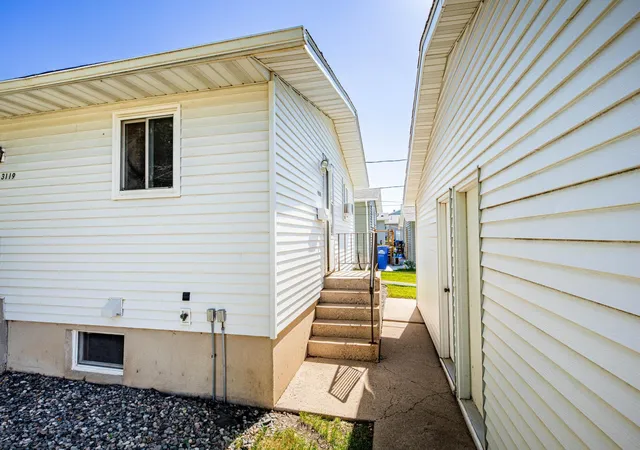2nd image of 3119 3121 10th Ave N, Fargo, ND 58102 | MLS# 7108950