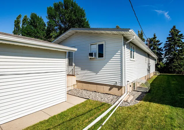 4th image of 3119-3121 10Th Ave N, Fargo, ND 58102 | MLS# 7108950