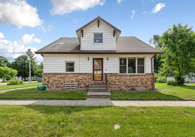 Homes for sale in Kasota, MN | 240 Rice St N, Kasota, MN 56050 | MLS# 7108968