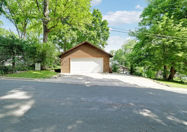 29th image of 6240 Red Oak Rd, Mound, MN 55364 | MLS# 7108993