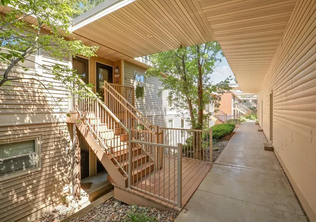 2nd image of 110282 Village Rd, Chaska, MN 55318 | MLS# 7108994