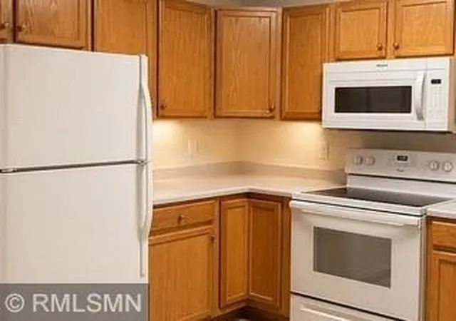 Photo 2 of Condo for sale at 1355 Phalen Blvd #206, Saint Paul, MN 55106 | MLS# 7108997 | Listing updated on 2026-08-27