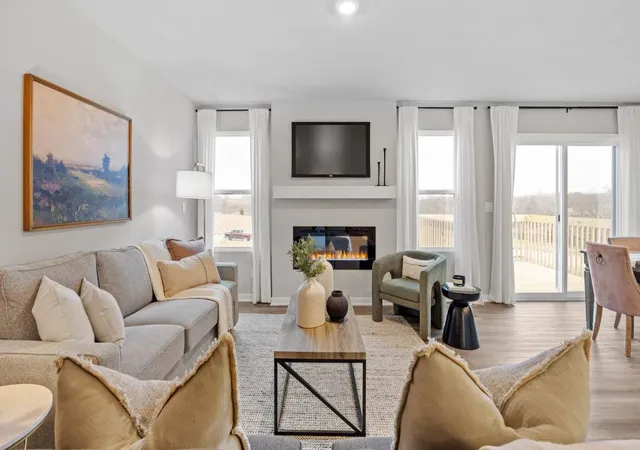 2nd image of 12750 Williams Rd, Rogers, MN 55374 | MLS# 7109000
