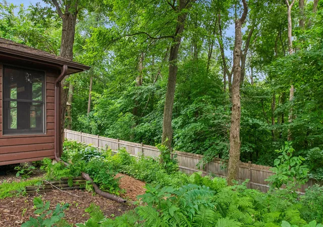 43rd image of 460 Oakhill Rd, Chaska, MN 55318 | MLS# 7109001