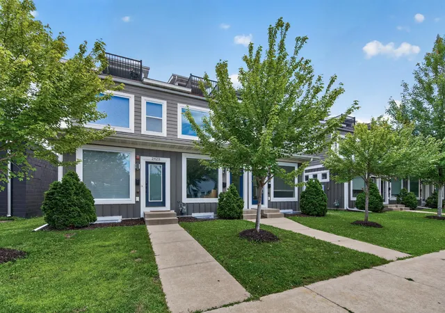 Photo 3 of Single family home for sale at 2423 2nd Street Ne, Minneapolis, MN 55418 | MLS# 7109002 | Listing updated on 2026-09-05