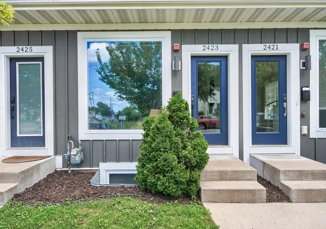 Photo 3 of Single family home for sale at 2423 2nd Street NE, Minneapolis, MN 55418 | MLS# 7109002 | Listing updated on 2026-09-05