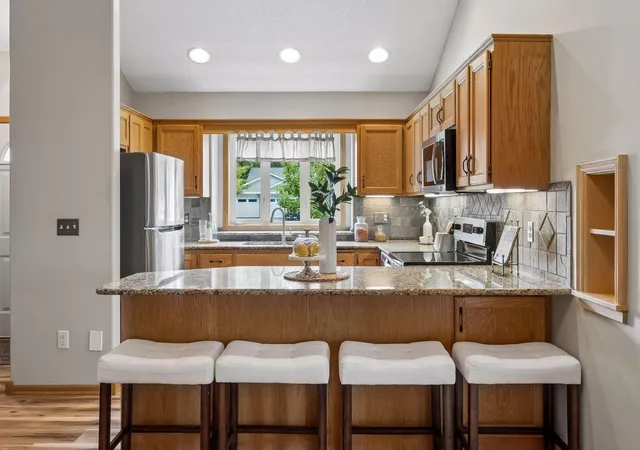 2nd image of 253 Teckla Ct, Circle Pines, MN 55014 | MLS# 7109021