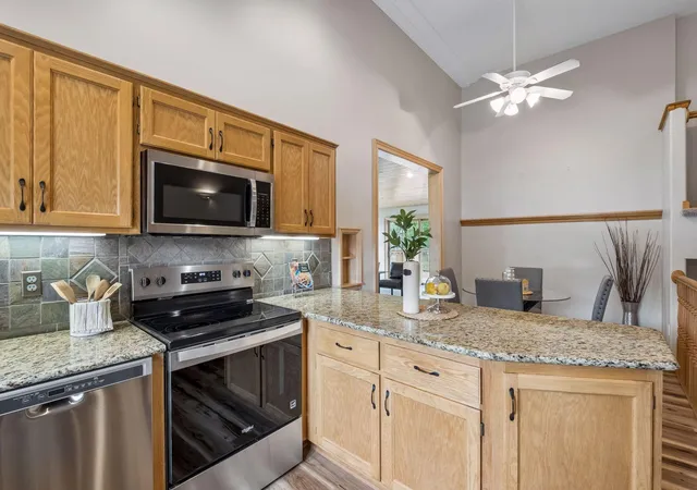 3rd image of 253 Teckla Ct, Circle Pines, MN 55014 | MLS# 7109021