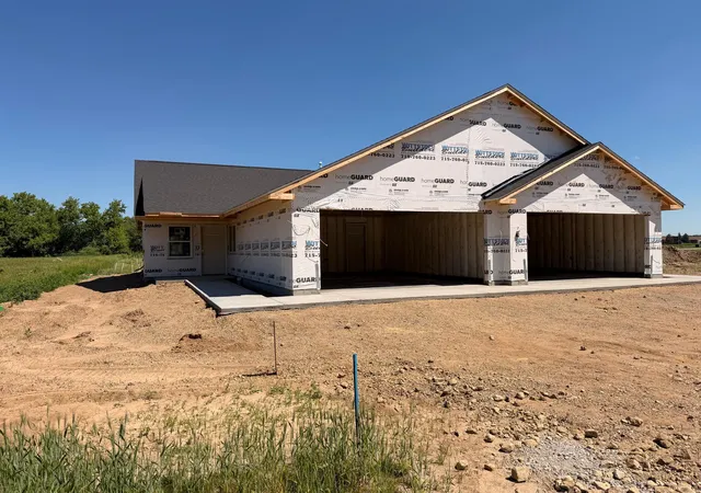 1st image of 609 Sundance St, Amery, WI 54001 | MLS# 7109055
