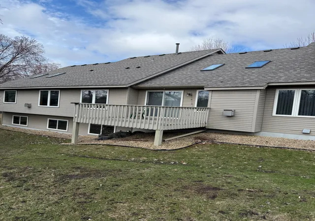 45th image of 9113 Medley Cir, Golden Valley, MN 55427 | MLS# 7109061