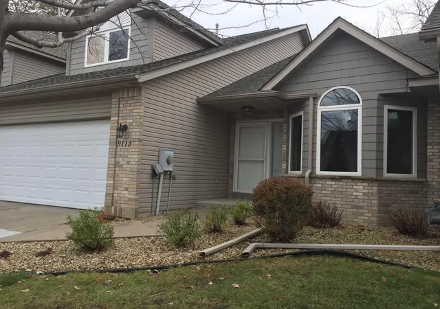 5th image of 9113 Medley Cir, Golden Valley, MN 55427 | MLS# 7109061