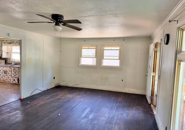 Homes for sale in Albert Lea, MN | 1205 James Ave, Albert Lea, MN 56007 | MLS# 7109088