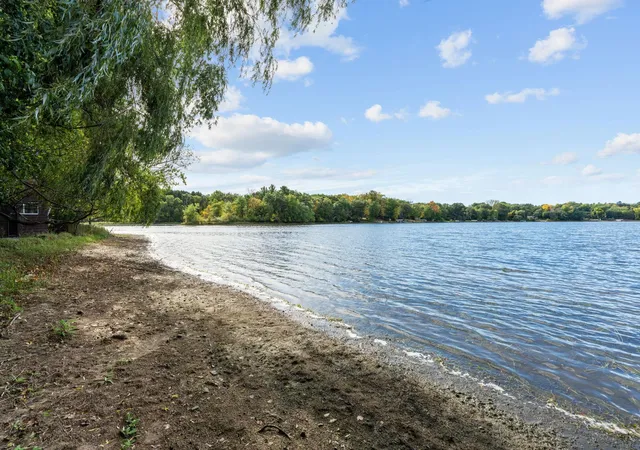 Photo 4 of Single family home for sale at 8274 Hidden Bay Trl N, Lake Elmo, MN 55042 | MLS# 7109095 | Listing updated on 2026-10-07