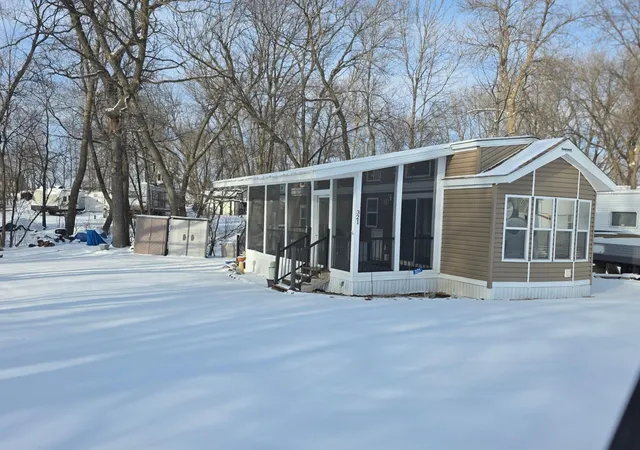 Photo 3 of Sale Pending at 2945 County Rd 4 Sw #321, Cokato, MN 55321 | MLS# 7109106 | Listing updated on 2026-09-22