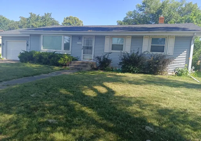 Homes for sale in North Saint Paul, MN | 2145 Mesabi Ave, North Saint Paul, MN 55109 | MLS# 7109109