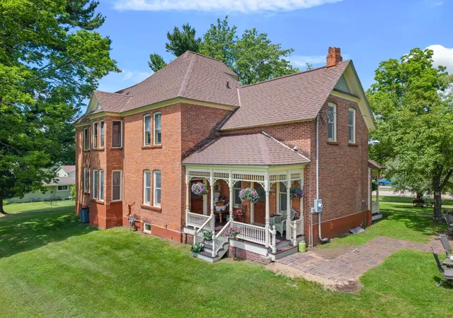 Photo 3 of Single family home for sale at 22961 Church St, Ettrick, WI 54627 | MLS# 7109115 | Listing updated on 2026-07-16