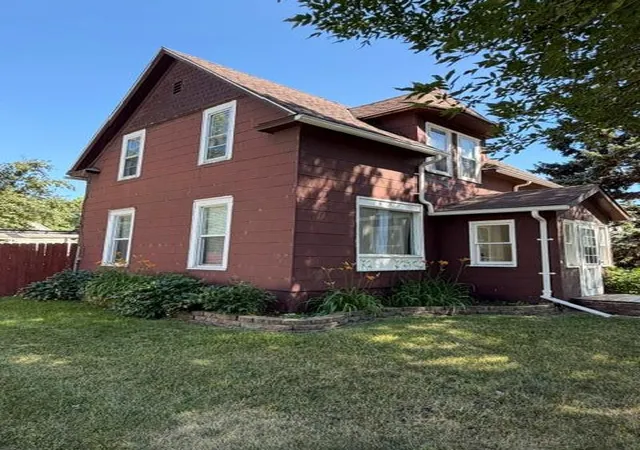 3rd image of 120 4Th Ave Se, Mayville, ND 58257 | MLS# 7109141