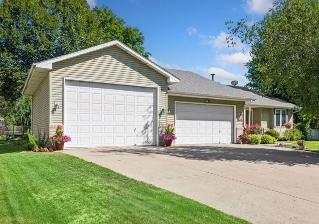 1st image of 3883 122nd Ave Nw, Minneapolis, MN 55433 | MLS# 7109144