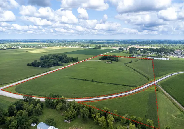Land for sale at 1395 Dale St Sw, Hutchinson, MN 55350 | MLS# 7109146