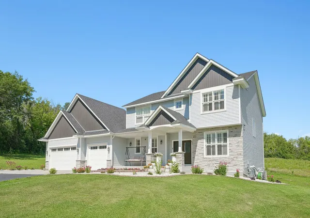 2nd image of 24877 Harvest Meadows Ct, Lakeville, MN 55044 | MLS# 7109166