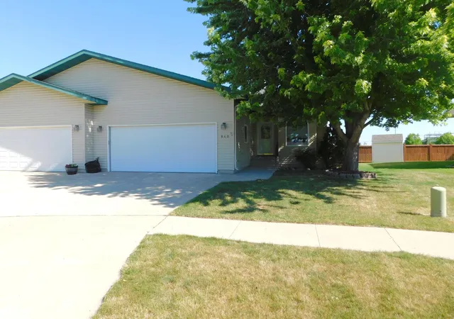 Photo 1 of Townhouse for sale at 840 Lakeridge Pl, West Fargo, ND 58078 | MLS# 7109171 | Listing updated on 2026-09-01