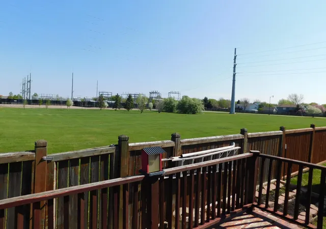 Photo 4 of Townhouse for sale at 840 Lakeridge Pl, West Fargo, ND 58078 | MLS# 7109171 | Listing updated on 2026-09-01