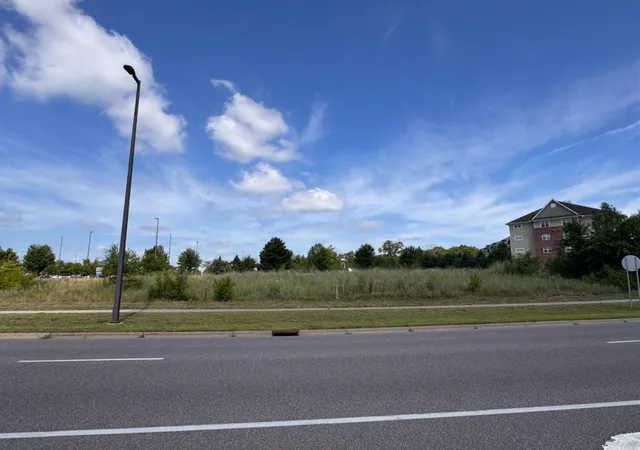 1st image of 17226 Twin Lakes Rd, Elk River, MN 55330 | MLS# 7109174