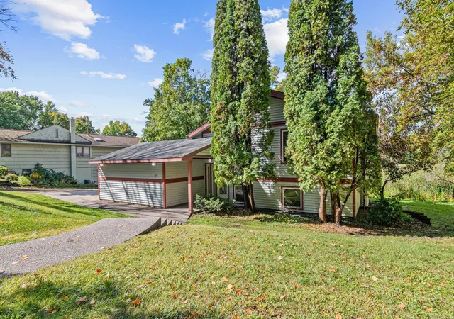 Photo 4 of Single family home for sale at 1905 Hansack Ave NE, Saint Michael, MN 55376 | MLS# 7109187 | Listing updated on 2026-09-24