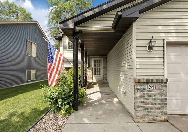 Photo 2 of Single family home for sale at 1241 Connecticut Ave S, Sartell, MN 56377 | MLS# 7109194 | Listing updated on 2026-10-08