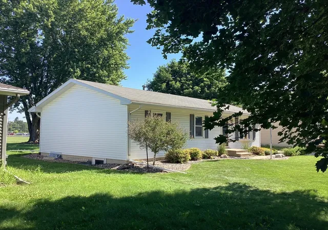 3rd image of 1302 19Th Ave Sw, Austin, MN 55912 | MLS# 7109197