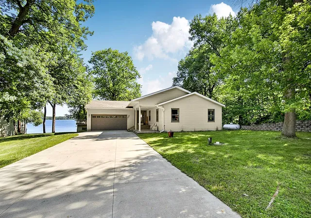 2nd image of 32150 742nd Ave, South Haven, MN 55382 | MLS# 7109198