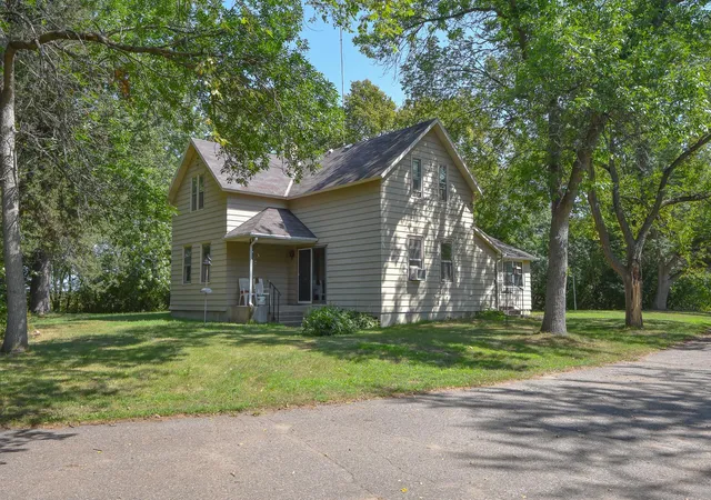 45th image of 1600 238th St, Saint Augusta, MN 56301 | MLS# 7109201