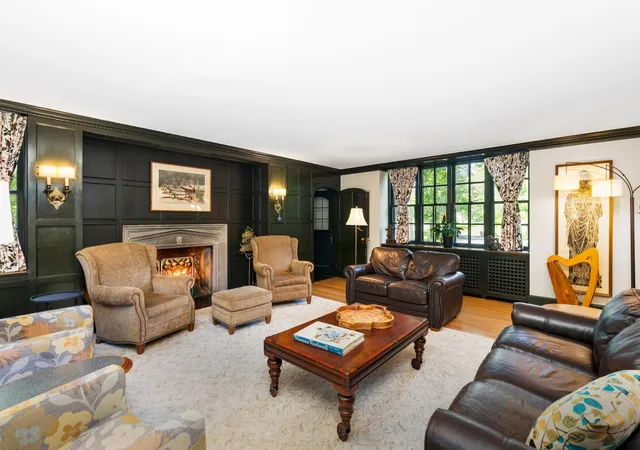 5th image of 415 N Hawthorne Rd, Duluth, MN 55812 | MLS# 7109212