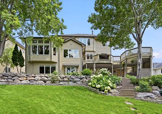 Photo 4 of Sale Pending at 6690 Brenden Ct, Chanhassen, MN 55317 | MLS# 7109241 | Listing updated on 2026-07-31