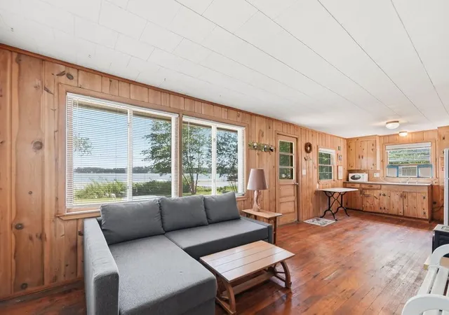 1st image of 7224 Green Lake Shore Dr Nw, Princeton, MN 55371 | MLS# 7109246