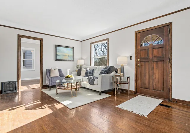 Photo 3 of Single family home for sale at 6524 Minnetonka Blvd, Minneapolis, MN 55426 | MLS# 7109283 | Listing updated on 2026-08-26