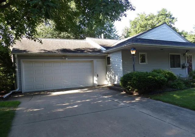 2nd image of 1907 2nd Ave Sw, Austin, MN 55912 | MLS# 7109298