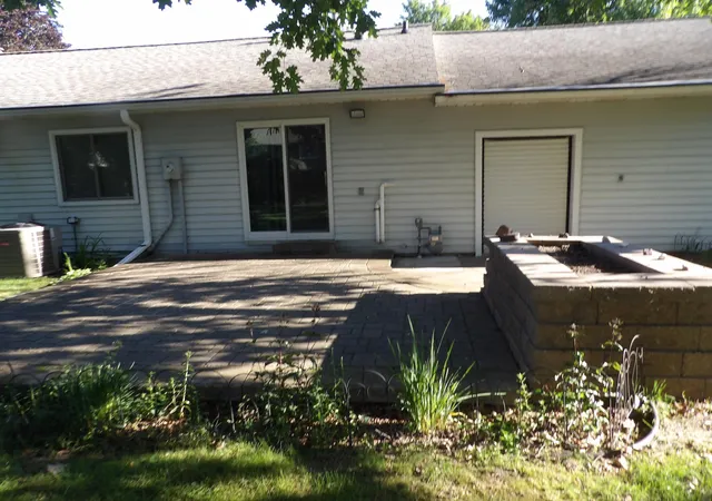 4th image of 1907 2Nd Ave Sw, Austin, MN 55912 | MLS# 7109298