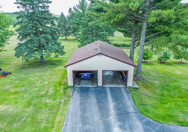 Homes for sale in Hibbing, MN | 10722 Maturi Rd, Hibbing, MN 55746 | MLS# 7109312