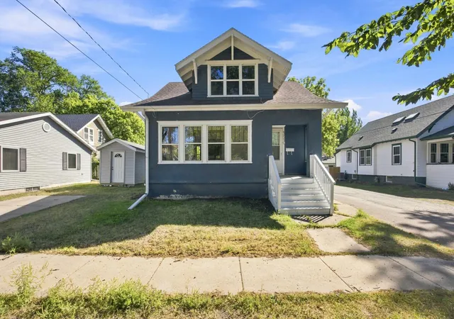 Photo 1 of Single family home for sale at 1310 11th Avenue S, Fargo, ND 58103 | MLS# 7109316 | Listing updated on 2026-09-02
