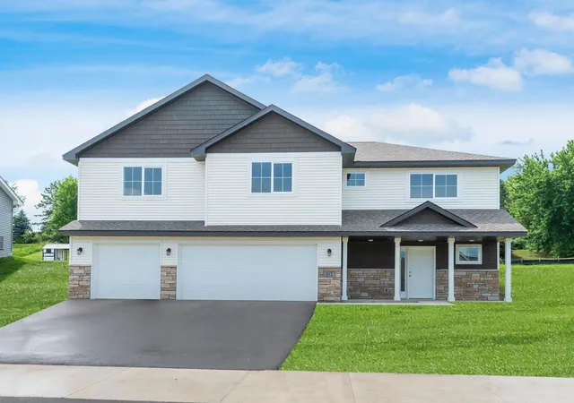 Homes for sale in Lonsdale, MN | 913 Harvest Dr Sw, Lonsdale, MN 55046 | MLS# 7109335