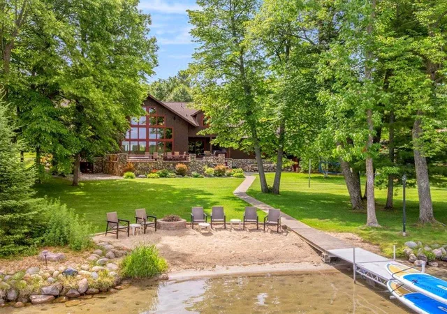 Photo 4 of Single family home for sale at 17994 Dayspring Dr, Park Rapids, MN 56470 | MLS# 7109339 | Listing updated on 2026-08-31