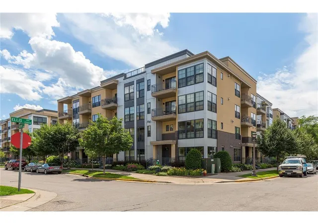 1st image of 2566 Ellis Ave #303, Saint Paul, MN 55114 | MLS# 7109341