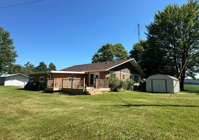 5th image of E910 Cedar Rd, Eau Claire, WI 54701 | MLS# 7109350