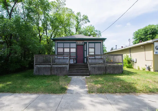 Photo 1 of Single family home for sale at 1340 4th Avenue N, Fargo, ND 58102 | MLS# 7109357 | Listing updated on 2026-08-27