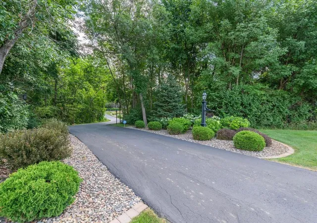 Photo 3 of Single family home for sale at 10820 Windmill Dr, Rogers, MN 55374 | MLS# 7109364 | Listing updated on 2026-10-05