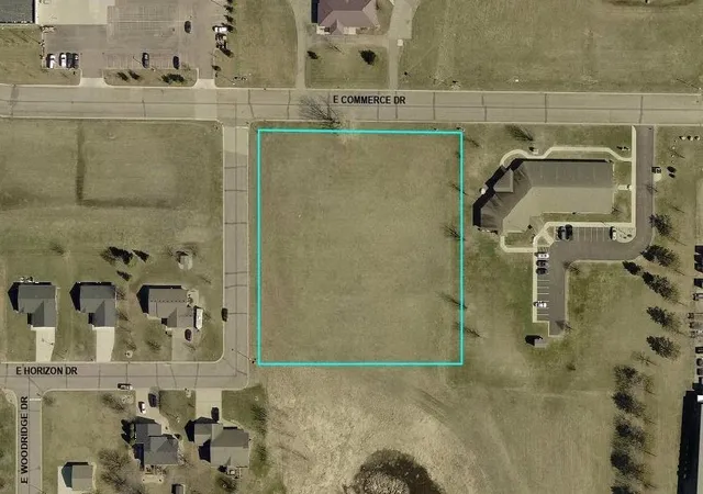 Homes for sale in Le Center, MN | Xxx Commerce Dr, Le Center, MN 56057 | MLS# 7109410