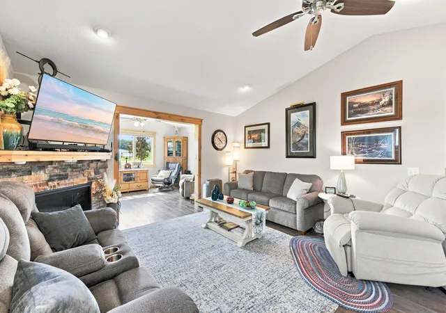 3rd image of 3588 Newcastle Dr, River Falls, WI 54022 | MLS# 7109444