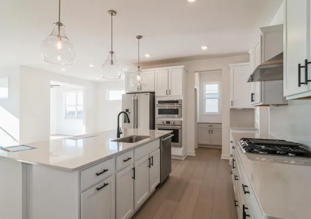3rd image of 7129 201St St W, Lakeville, MN 55044 | MLS# 7109475